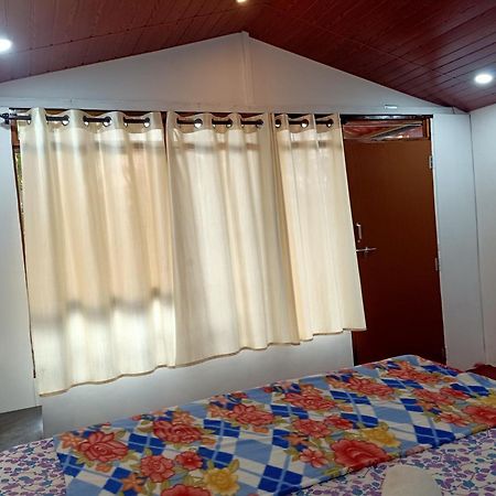ホテル Shiv Sai Huts カナコナ エクステリア 写真