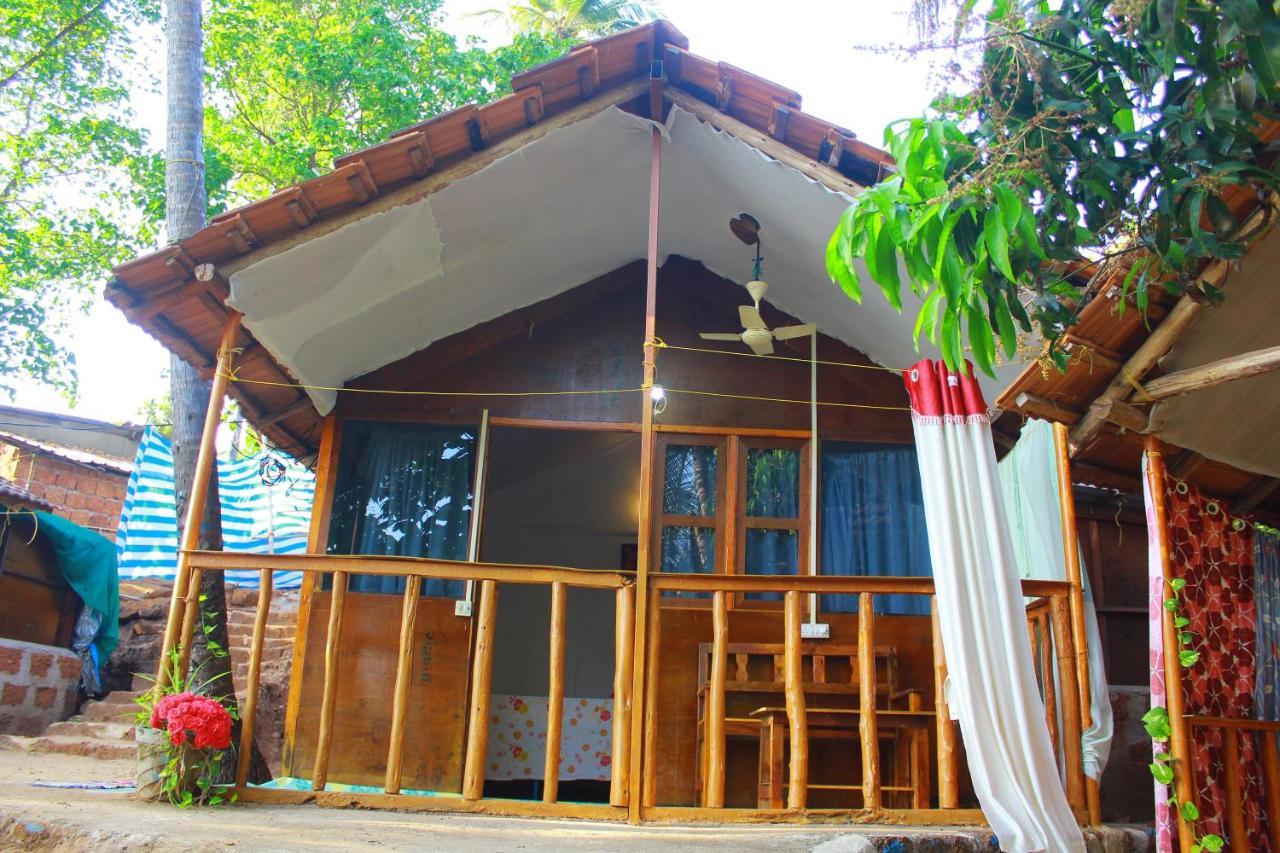 ホテル Shiv Sai Huts カナコナ エクステリア 写真