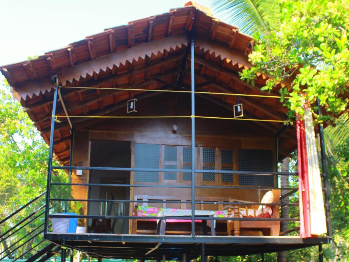 ホテル Shiv Sai Huts カナコナ エクステリア 写真