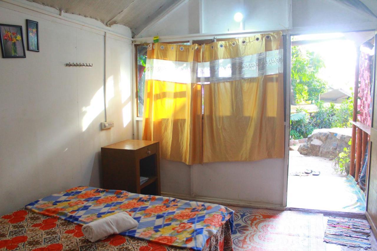ホテル Shiv Sai Huts カナコナ エクステリア 写真