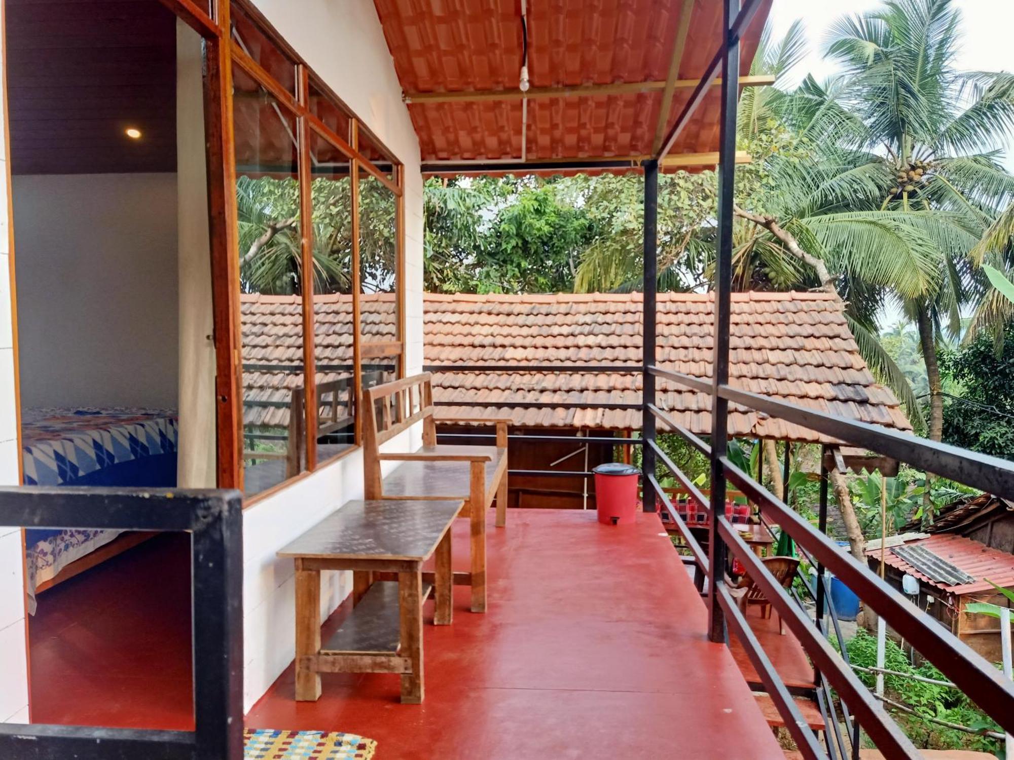 ホテル Shiv Sai Huts カナコナ エクステリア 写真