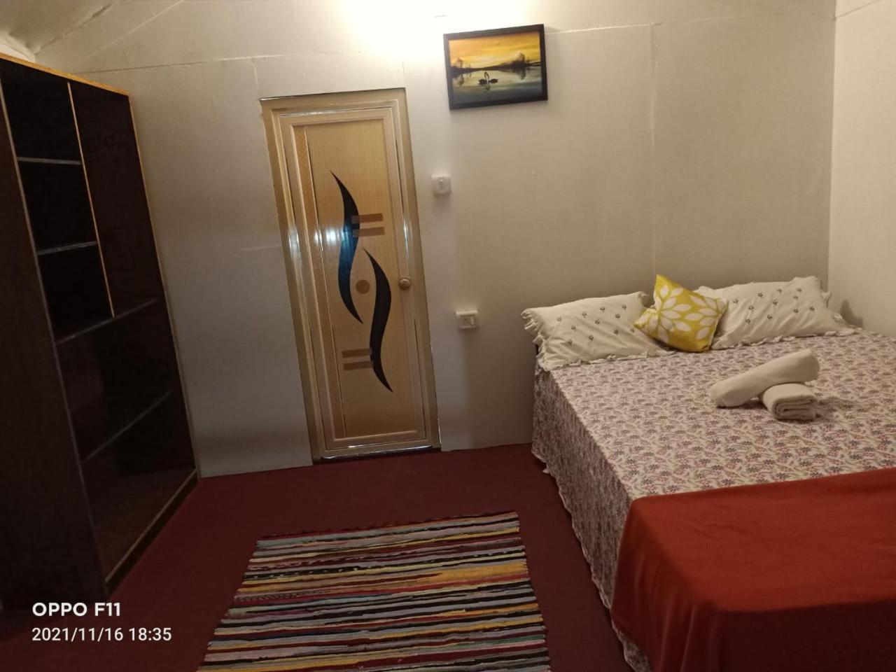 ホテル Shiv Sai Huts カナコナ 部屋 写真
